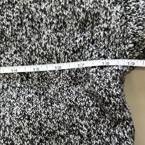 LOFT Half Zip Black and White SweaterSize Small - Picture 8 of 9